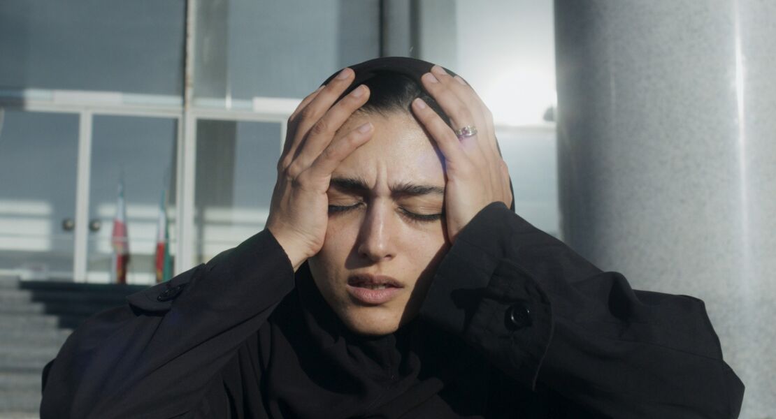 lolita-lesen-in-teheran