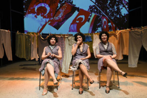 die-deutsche-ayse-von-tugsal-mogul