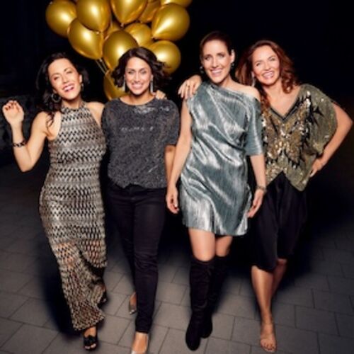 les-brunettes-a-women-thing-20