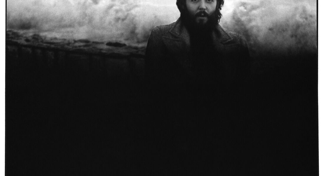 paul-mccartney-man-on-the-run