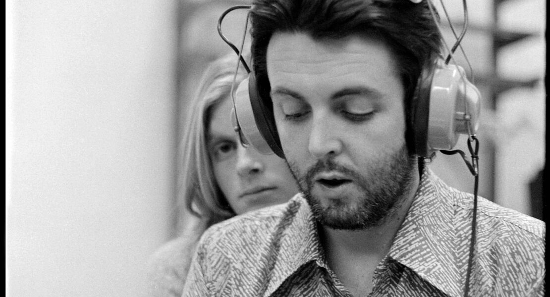 paul-mccartney-man-on-the-run